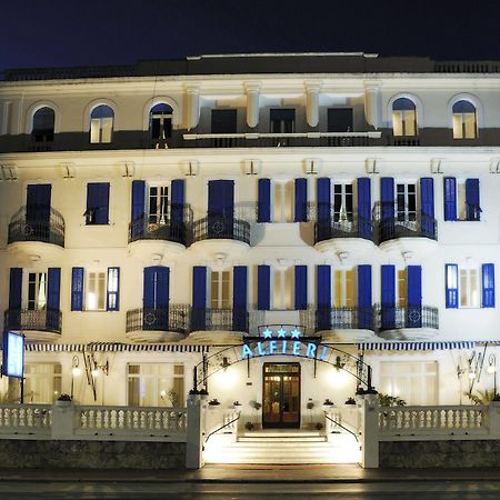 Hotel Alfieri Alassio Kültér fotó