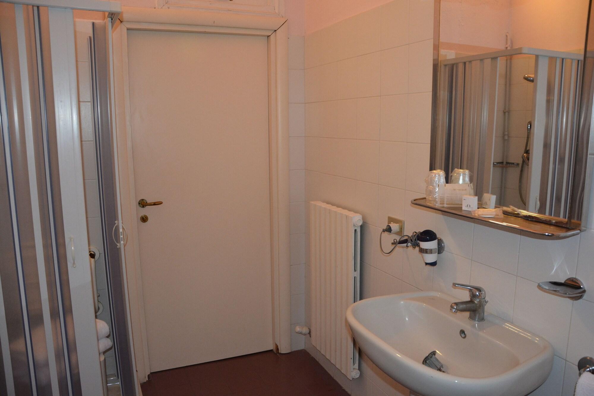 Hotel Alfieri Alassio Kültér fotó