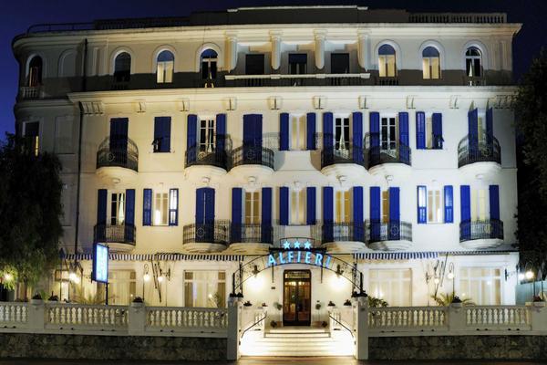 Hotel Alfieri Alassio Kültér fotó