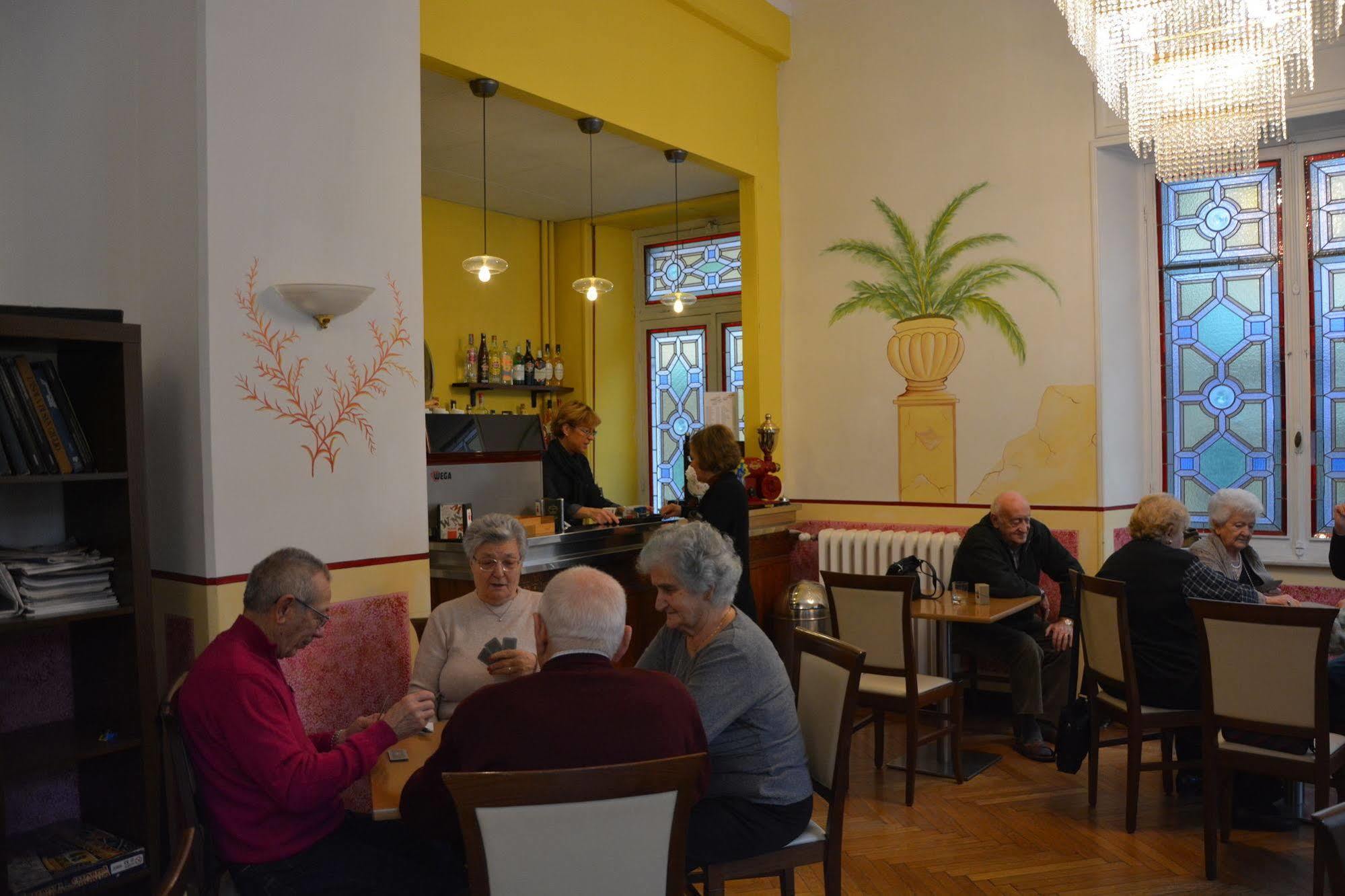 Hotel Alfieri Alassio Kültér fotó