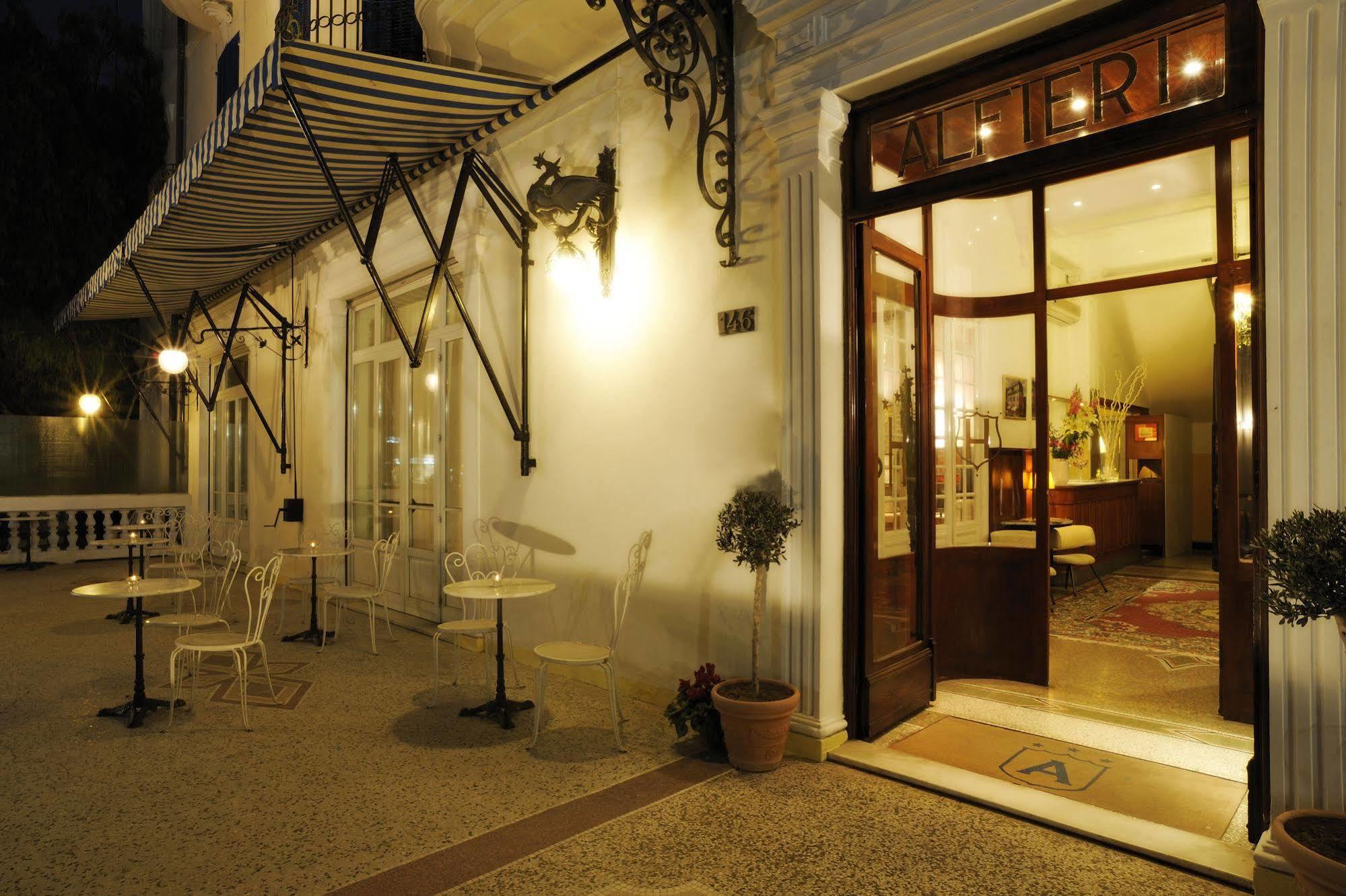 Hotel Alfieri Alassio Kültér fotó